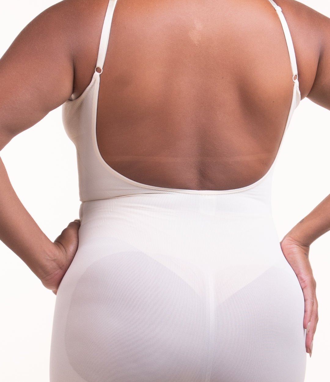 Macaquinho Soft Naked Costas Aberta (50% OFF) - Midastime