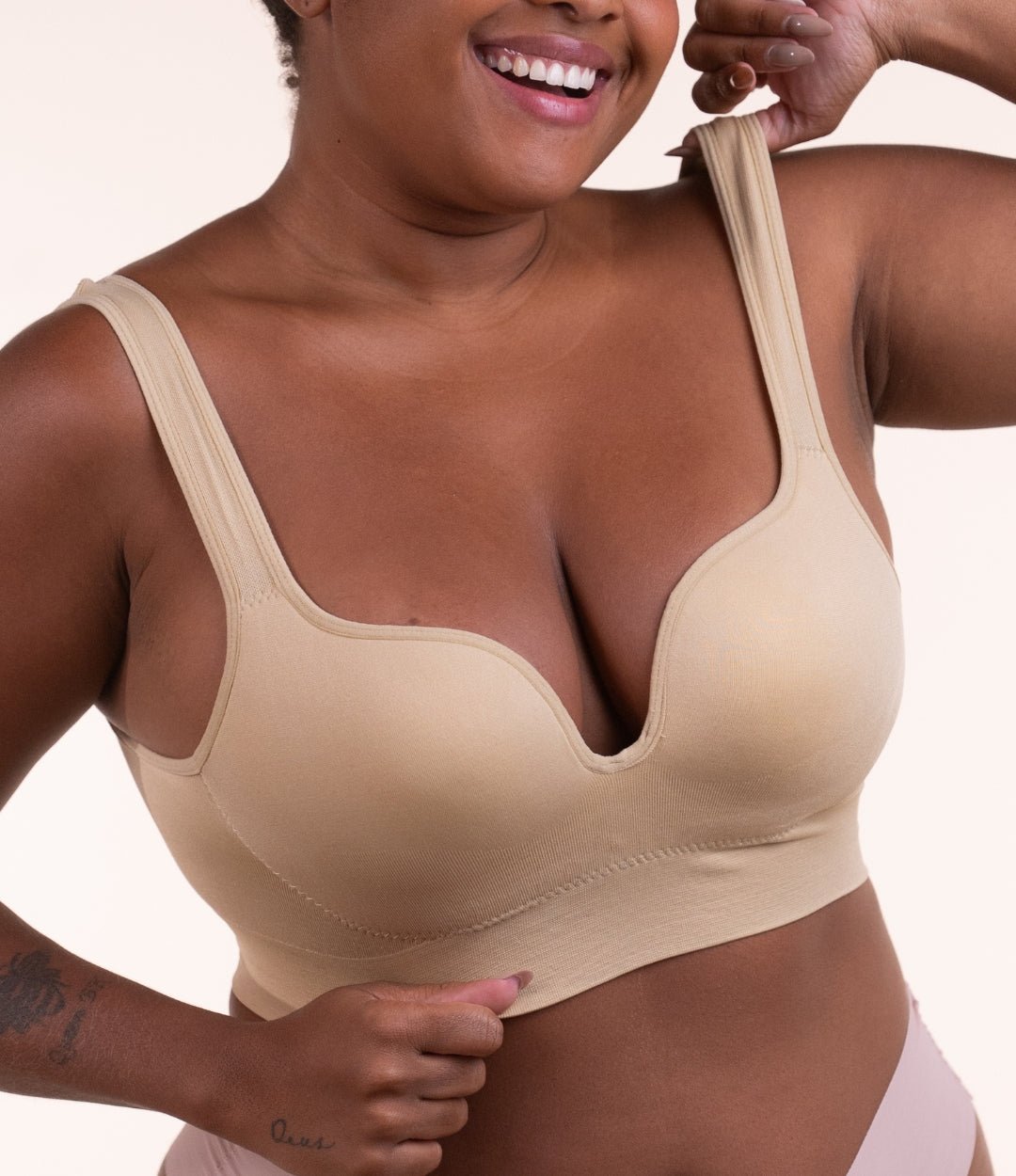 Sutiã Efeito Push Up MidasTime - empina os seios sem arame, alças largas, sem costura