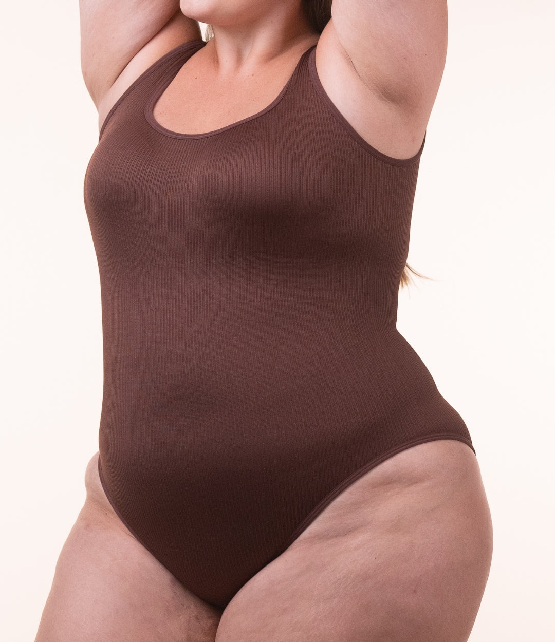 Body Shaper - Body modelador canelado com abertura higiênica