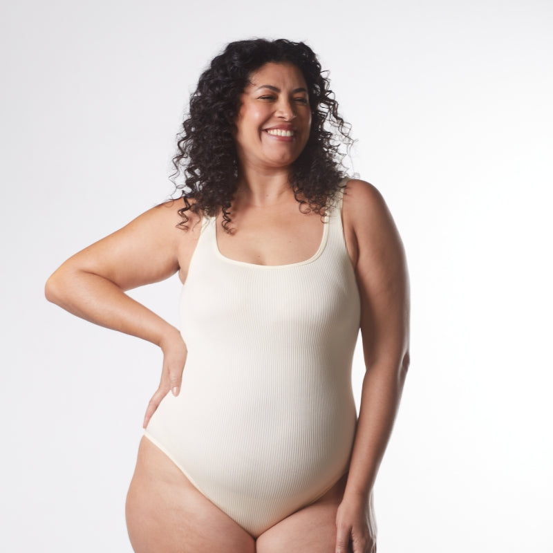 Body Shaper - Body modelador canelado com abertura higiênica