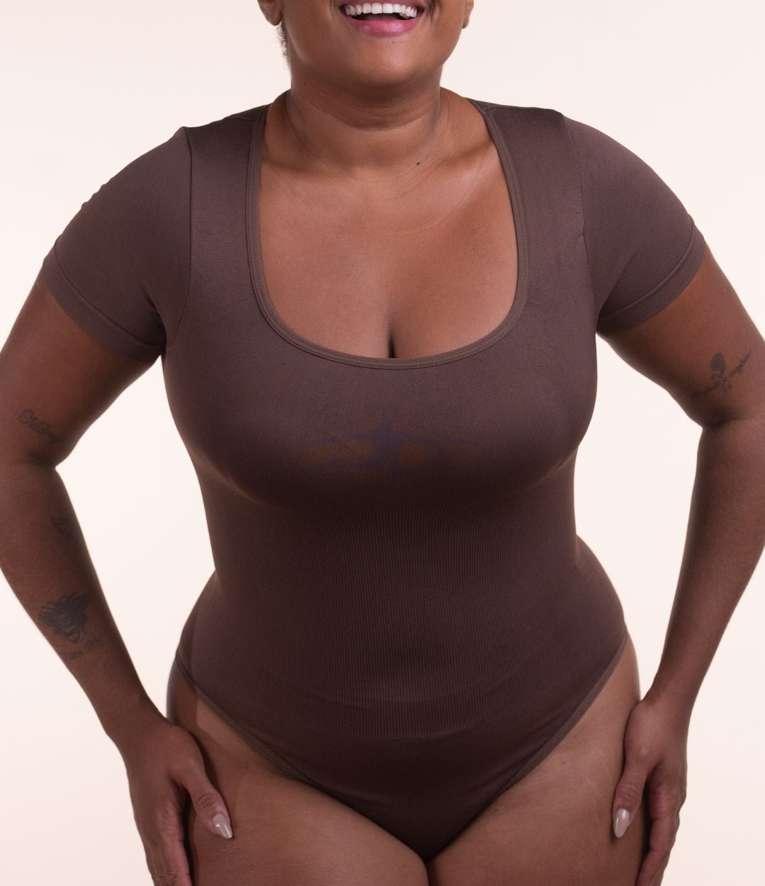 Body Confort Manga Curta (50% OFF) - Midastime
